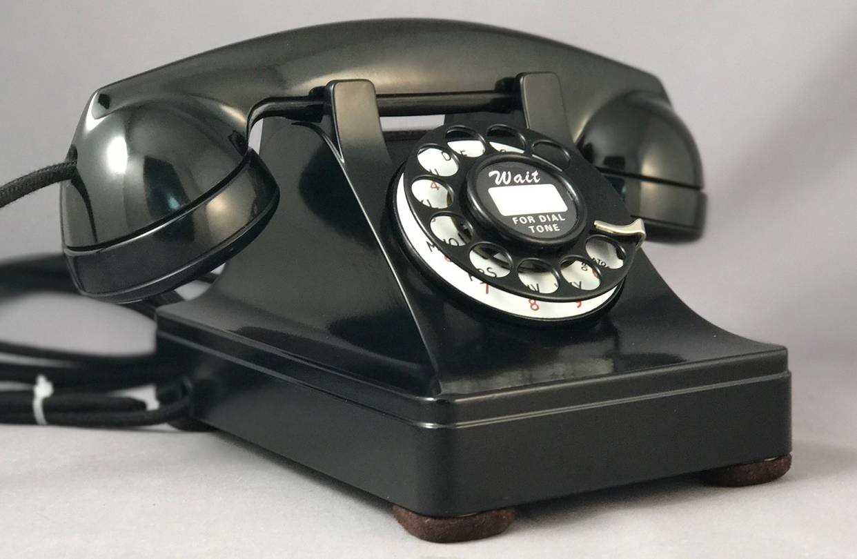 telephone